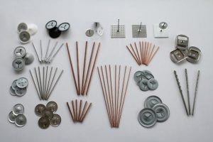 Material: copper covered steel, stainless steel 1.4301 (aluminium ending) Use: assembling the insulation on aluminium surfaces in the marine and land industry. Bimetal pins are made of heat-sealable wire in diameter ø3mm. Availability: on request Logistic minimum: 25mm – 40mm – 2000 pcs./package 50mm – 100mm – 1000 pcs./package from 110mm – 500 pcs./package MATERIAL: COPPER COVERED STEEL